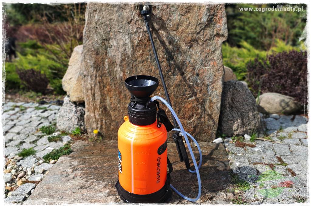 Wiosenne opryski drzew owocowych 22