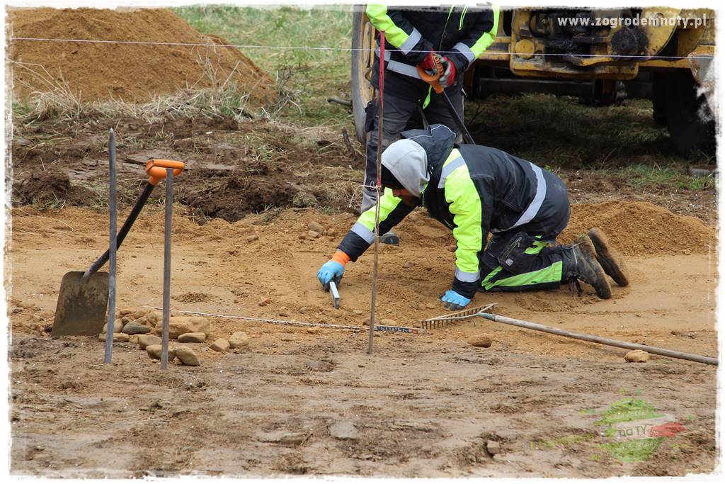 budowa nasypów pod budynki 22