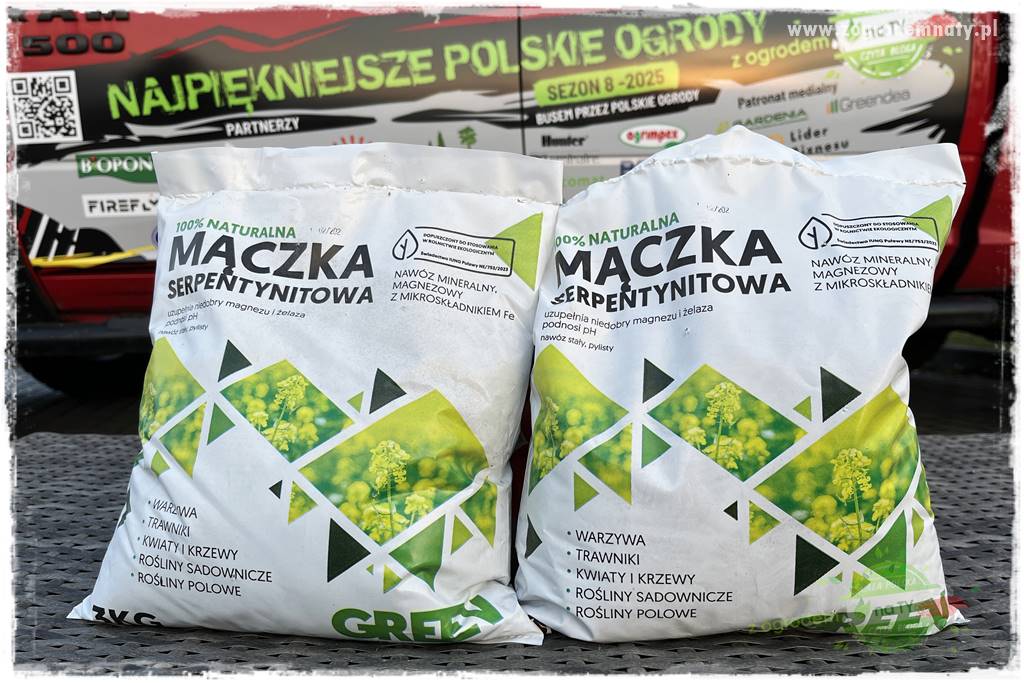 ogród na skarpie 120