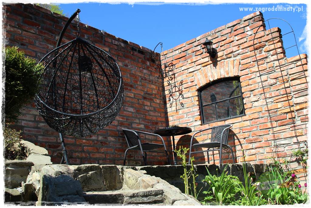 ogród na skarpie 31